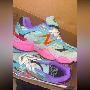 New Balance Multicolor Sneakers